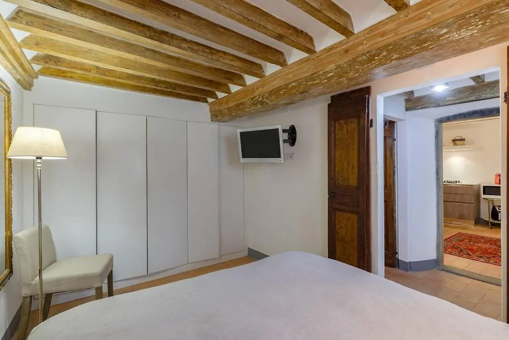 La Finestrella Apartment Cortona